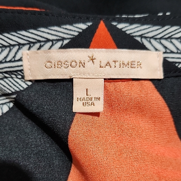 Gibson Latimer Red and Blue Geometric Blouse - Picture 5 of 7